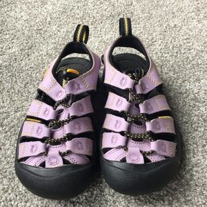 EUC Keen Girls Size 10 Purple Sandals